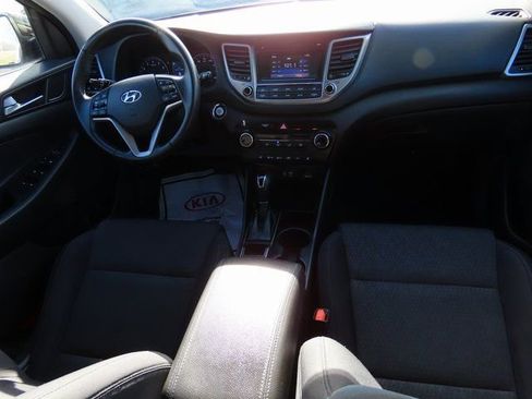 Used 2017 Hyundai Tucson Sport image 16