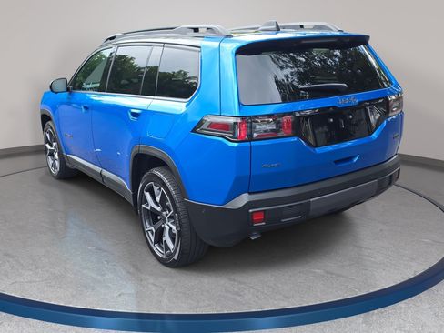 Used 2026 Jeep Cherokee Overland w/ Advanced Pro Tech Group AWD/4WD image 7