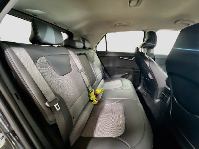 Certified 2025 Kia Niro Wind FWD image 27