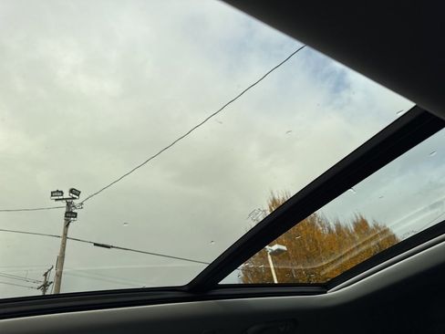 Used 2021 Jeep Grand Cherokee L Limited w/ Luxury Tech Group II image 31