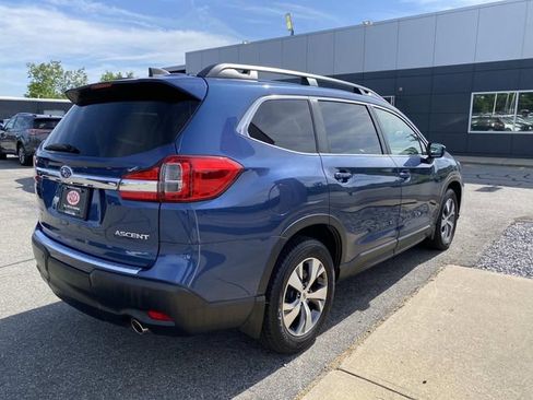Used 2022 Subaru Ascent Premium w/ Convenience Package AWD/4WD image 6