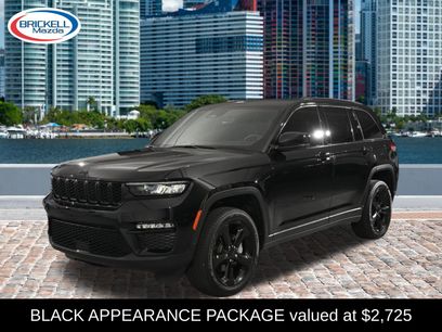 Used 2024 Jeep Grand Cherokee Limited w/ Black Appearance Package