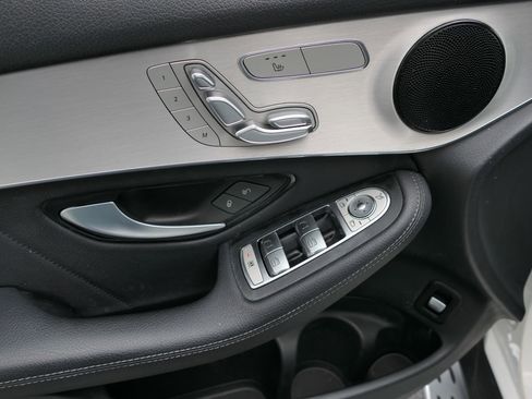 Used 2019 Mercedes-Benz GLC 300 w/ AMG Line image 14