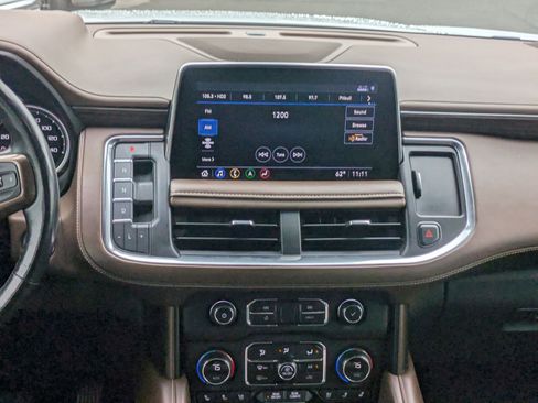 Used 2021 Chevrolet Tahoe High Country w/ Premium Package image 18