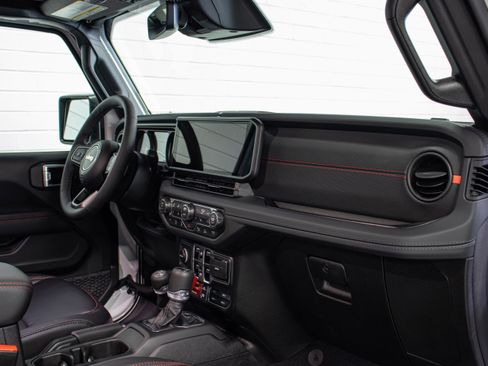 Used 2026 Jeep Gladiator Rubicon image 21