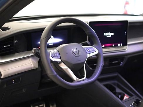 New 2026 Volkswagen Tiguan SE R-Line AWD/4WD image 12
