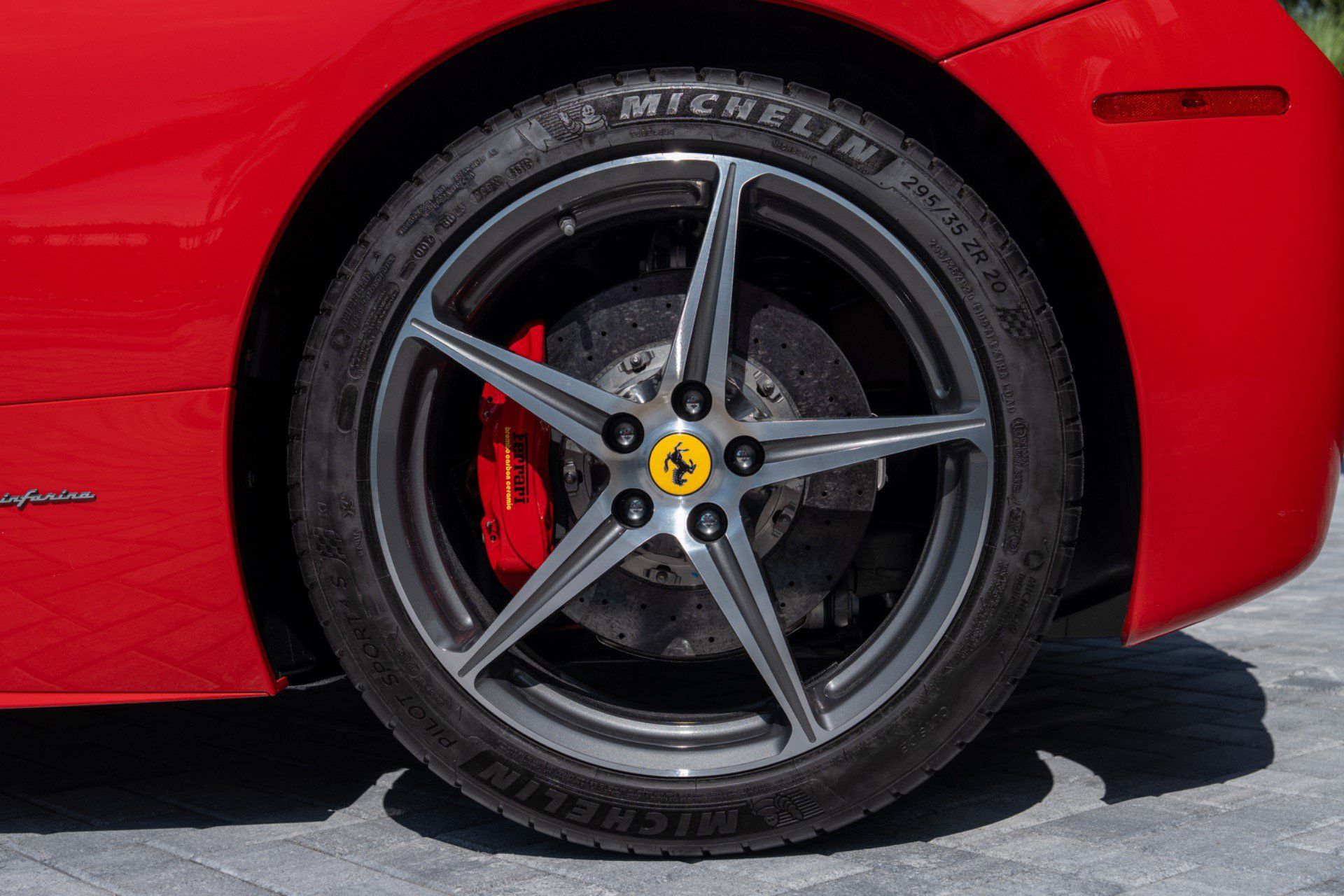 Used 2013 Ferrari 458 Spider RWD image 14