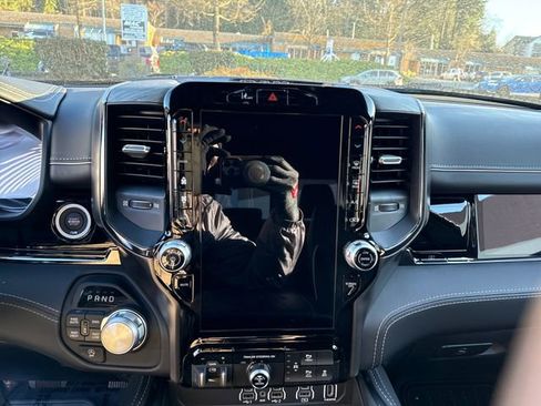 New 2025 RAM 1500 Limited w/ Trailer Tow Group image 14