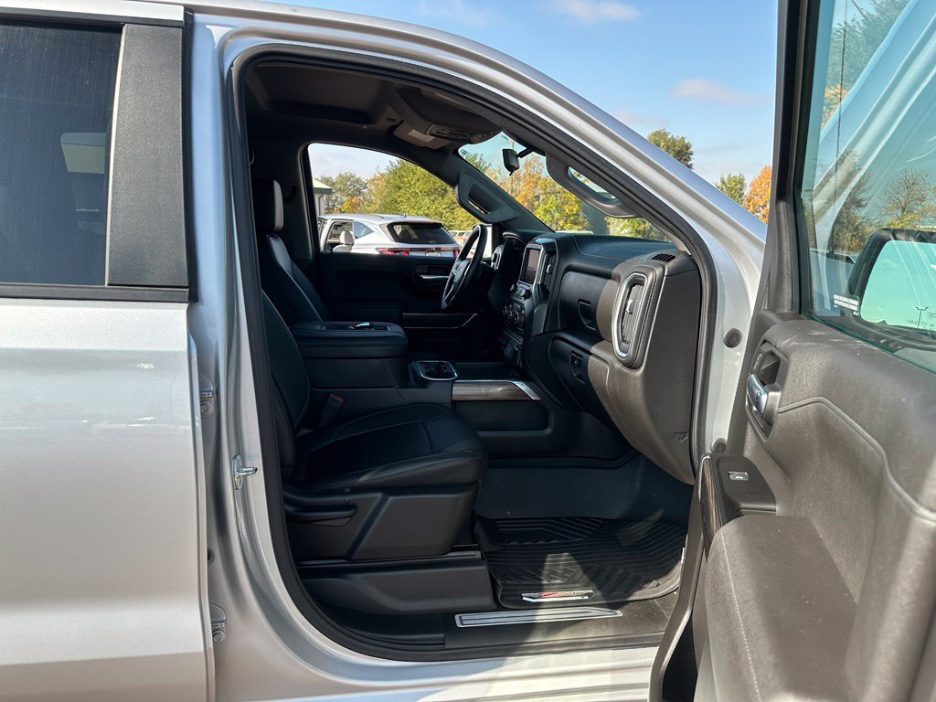 Used 2022 Chevrolet Silverado 1500 RST w/ LPO, Blackout Package AWD/4WD image 27