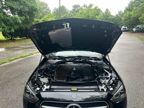 Used 2024 Mercedes-Benz C 300 Sedan image 11