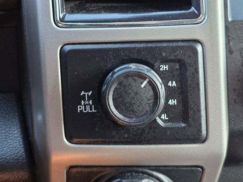 Used 2017 Ford F150 Lariat w/ Equipment Group 502A Luxury image 40