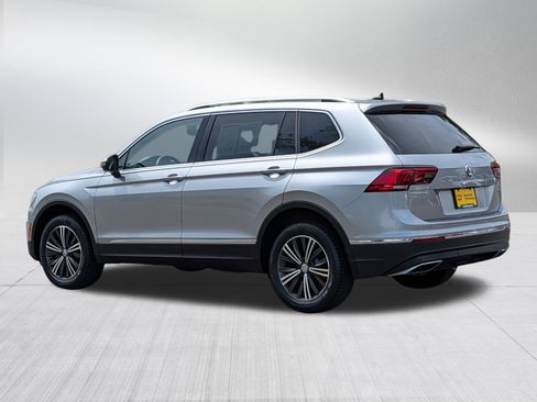 Used 2019 Volkswagen Tiguan SEL AWD/4WD image 5