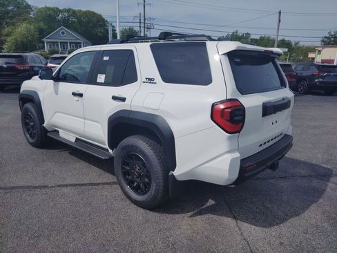 New 2026 Toyota 4Runner 4WD image 3