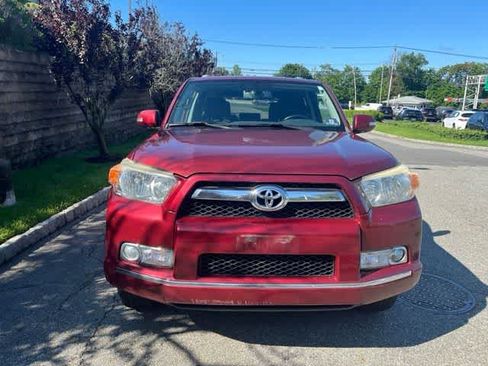 Used 2011 Toyota 4Runner SR5 w/ Premium Pkg w/Leather AWD/4WD image 2