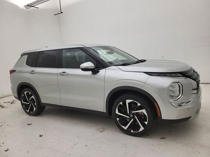 Used 2024 Mitsubishi Outlander FWD
