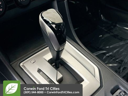 Used 2018 Subaru Crosstrek 2.0i Premium w/ Eyesight System image 10