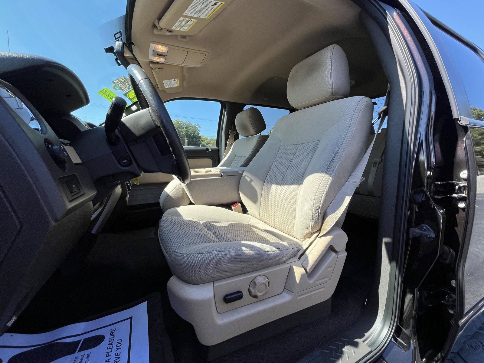 Used 2013 Ford F150 XLT w/ Luxury Equipment Group RWD image 5