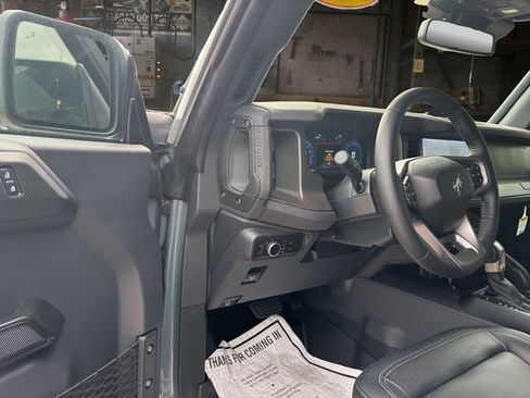 New 2025 Ford Bronco Badlands AWD/4WD image 17