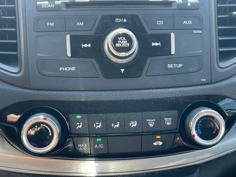 Used 2015 Honda CR-V LX image 15