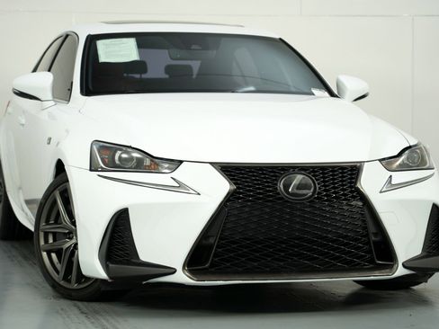 Used 2019 Lexus IS 300 F Sport w/ F Sport Package image 2