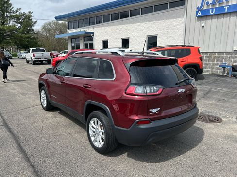 Used 2019 Jeep Cherokee Latitude w/ Popular Appearance Group image 5