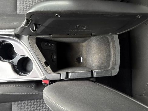 Used 2019 Dodge Challenger R/T image 21