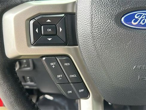 Certified 2022 Ford F250 Lariat w/ Lariat Ultimate Package image 24