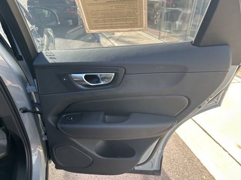 Certified 2025 Volvo XC60 B5 Plus AWD/4WD image 12