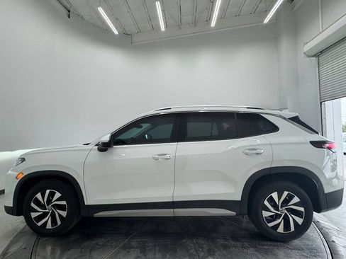 Used 2025 Volkswagen Tiguan S FWD image 14