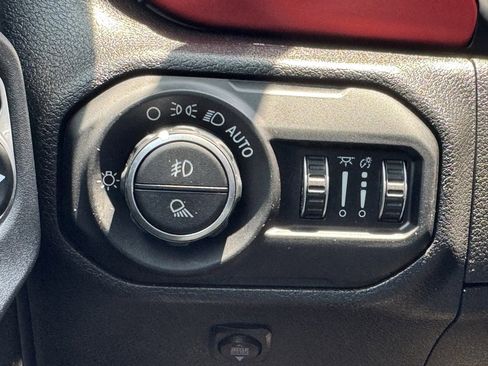 Used 2020 Jeep Gladiator Rubicon w/ Trailer Tow Package image 31