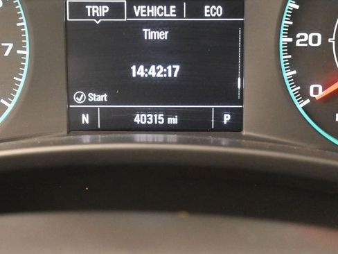 Used 2024 Chevrolet Equinox LS w/ Sport Edition image 25