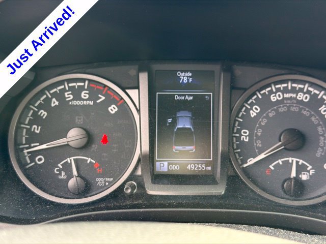 Used 2021 Toyota Tacoma TRD Off-Road AWD/4WD image 43