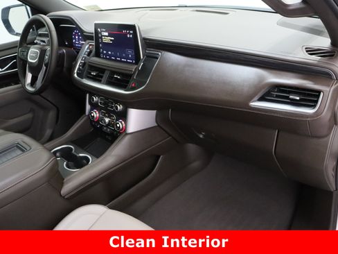 Used 2024 GMC Yukon XL SLT w/ SLT Premium Package image 41