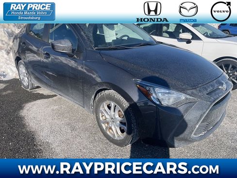 Used 2018 Toyota Yaris iA image 1