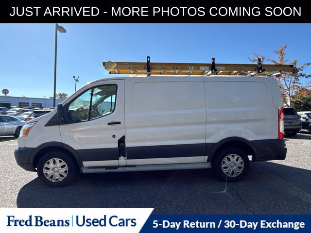 Used 2015 Ford Transit 250 130 Low Roof w/ Exterior Upgrade Package RWD image 4