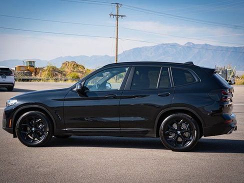 Used 2024 BMW X3 xDrive30i w/ Premium Package w/ZPA image 11