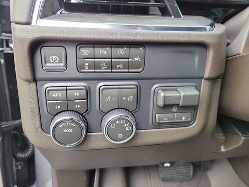 New 2026 Chevrolet Suburban LS AWD/4WD image 26