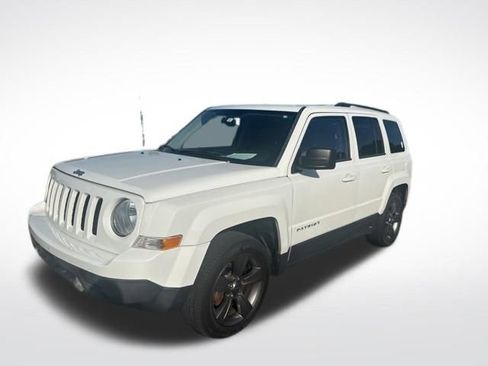 Used 2015 Jeep Patriot High Altitude FWD image 1
