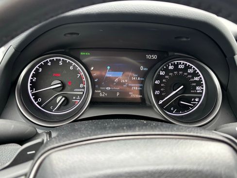 Used 2024 Toyota Camry SE image 13