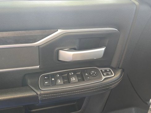 Used 2024 RAM 2500 Big Horn image 9