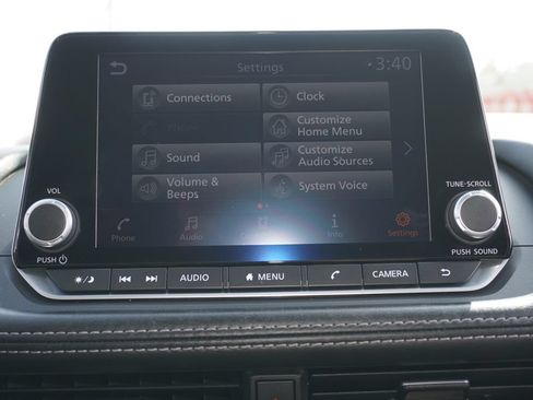 Used 2023 Nissan Rogue S FWD image 14