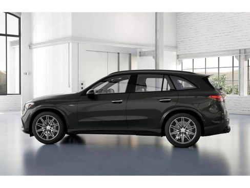 Used 2025 Mercedes-Benz GLC 43 AMG 4MATIC image 31