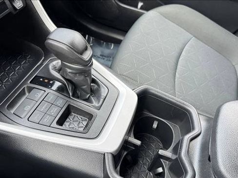 Used 2025 Toyota RAV4 XLE image 16