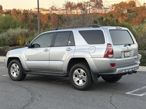 Used 2005 Toyota 4Runner SR5 image 4