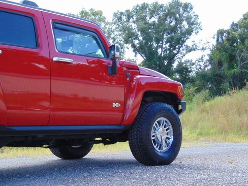 Used 2008 HUMMER H3 Alpha image 3