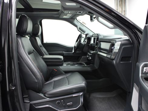 Used 2021 Ford F150 Lariat w/ Equipment Group 502A High image 16