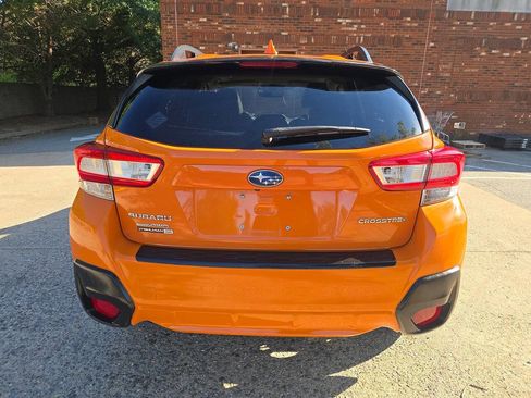 Used 2018 Subaru Crosstrek 2.0i Premium w/ Moonroof Package AWD/4WD image 3