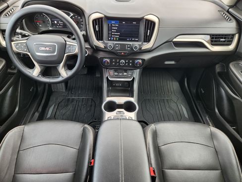 Used 2020 GMC Terrain Denali w/ Denali Premium Package AWD/4WD image 27