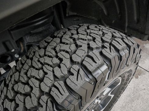 Used 2024 Jeep Wrangler Unlimited Rubicon 4xe image 12