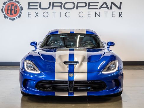 Used 2013 SRT Viper GTS w/ GTS Laguna Interior Pkg RWD image 3